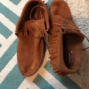 Minnetonka shoes